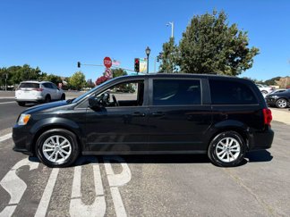 Used 2016 Dodge Grand Caravan SXT image 1