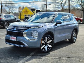 New 2025 Mitsubishi Outlander SEL image 1