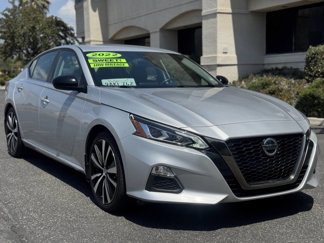Used 2022 Nissan Altima 2.5 SR image 1
