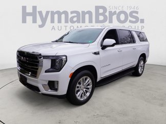 Used 2023 GMC Yukon XL SLT image 1