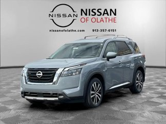 New 2025 Nissan Pathfinder Platinum w/ Cargo Package image 1