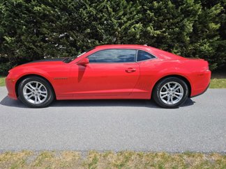Used 2015 Chevrolet Camaro LT image 1