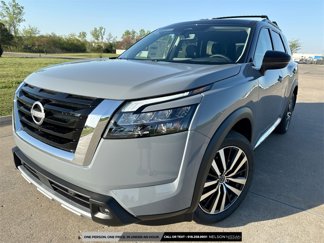 New 2025 Nissan Pathfinder Platinum image 1