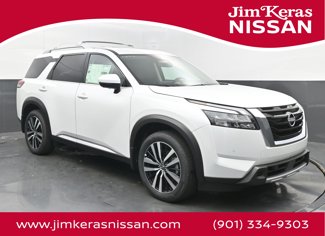 New 2025 Nissan Pathfinder Platinum image 1