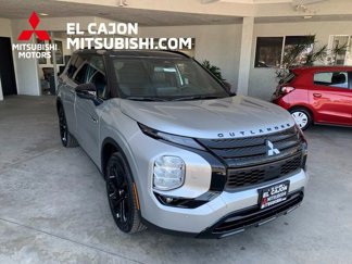 New 2025 Mitsubishi Outlander SEL image 1