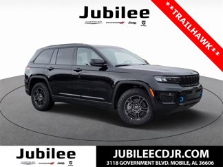 New 2025 Jeep Grand Cherokee Trailhawk image 1
