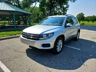 Used 2017 Volkswagen Tiguan Limited w/ Premium Package image 1