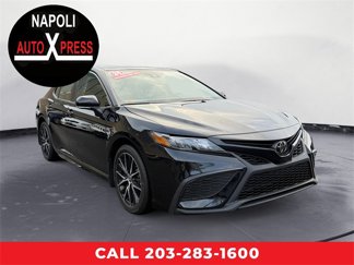 Used 2024 Toyota Camry SE w/ Cold Weather Package image 1