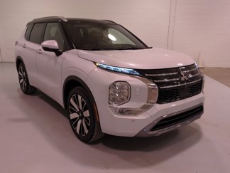 New 2025 Mitsubishi Outlander SEL image 1