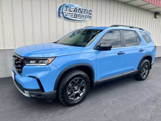 Used 2024 Honda Pilot TrailSport image 1