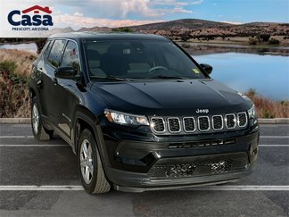Used 2024 Jeep Compass Latitude image 1