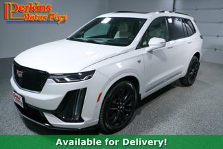 Used 2024 Cadillac XT6 Sport image 1