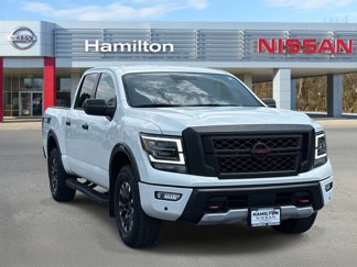 Used 2023 Nissan Titan PRO-4X image 1