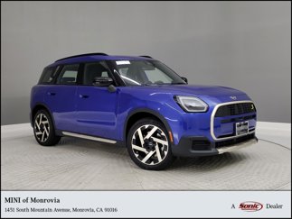 New 2025 MINI Cooper Countryman S E image 1