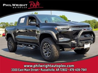 New 2025 Chevrolet Colorado ZR2 w/ Off-Road Front Bumper Package image 1