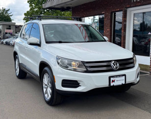 Used 2017 Volkswagen Tiguan S image 1