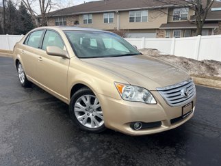 Used 2009 Toyota Avalon XLS image 1