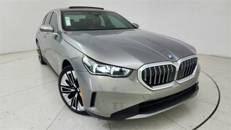 Used 2025 BMW 540i xDrive image 1