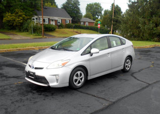 Used 2014 Toyota Prius Two image 1