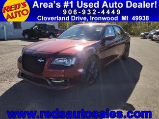 Used 2023 Chrysler 300 C image 1