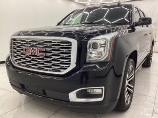 Used 2020 GMC Yukon XL Denali image 1