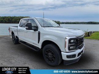 New 2025 Ford F250 4x4 Crew Cab Super Duty image 1