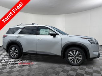 New 2025 Nissan Pathfinder SL image 1