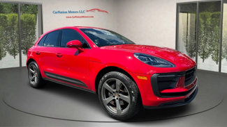 Used 2023 Porsche Macan image 1