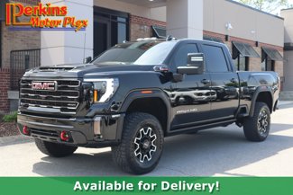 Used 2024 GMC Sierra 2500 AT4X image 1