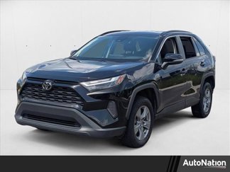Used 2022 Toyota RAV4 XLE image 1