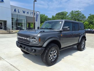 New 2025 Ford Bronco Badlands image 1