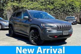 Used 2019 Jeep Cherokee Trailhawk image 1