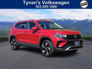 Used 2024 Volkswagen Taos SE image 1