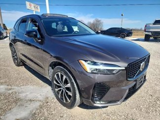 Used 2023 Volvo XC60 B5 Plus image 1