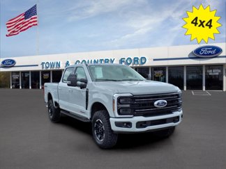 Used 2025 Ford F250 Platinum w/ Tremor Off-Road Package image 1
