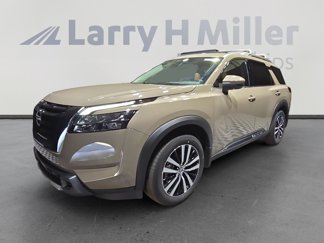 New 2025 Nissan Pathfinder Platinum w/ Cargo Package image 1