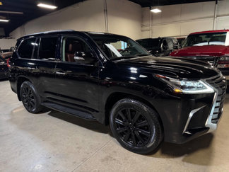 Used 2017 Lexus LX 570 4WD image 1