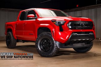Used 2025 Toyota Tacoma SR5 image 1