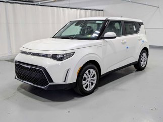 New 2025 Kia Soul LX image 1