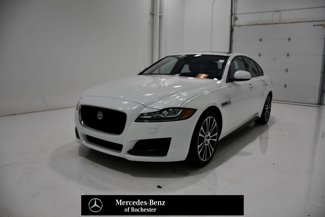 Used 2018 Jaguar XF Prestige image 1