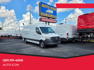 Used 2024 Mercedes-Benz Sprinter 2500 image 1