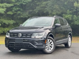 Used 2018 Volkswagen Tiguan SE w/ 3rd Row Seat Package image 1