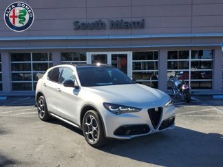 New 2025 Alfa Romeo Stelvio Sprint image 1