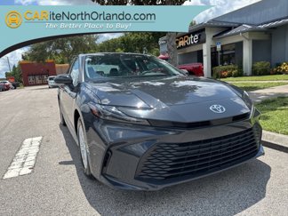 Used 2025 Toyota Camry LE image 1