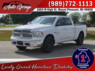 Used 2019 RAM 1500 Classic SLT image 1