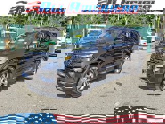 Certified 2022 Ford Explorer XLT w/ Equipment Group 202A image 1