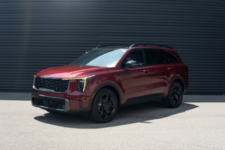 Used 2025 Kia Sorento SX Prestige image 1