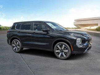 New 2025 Mitsubishi Outlander SE image 1