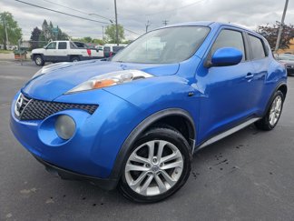 Used 2011 Nissan Juke SV image 1