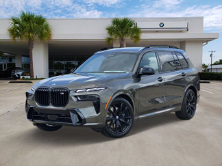 New 2026 BMW X7 M60i image 1